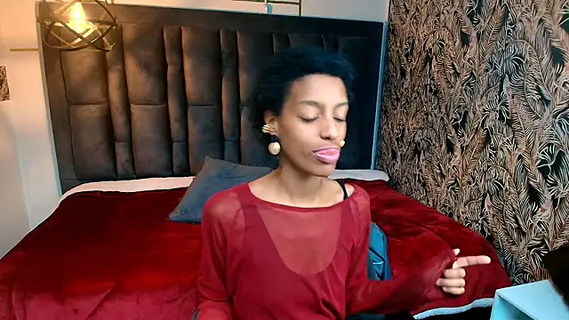 Snapshot of Zia_Green chatting on 05.14.26 Zia Green online show from 05.14.26