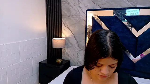 Snapshot of KarinaSimonz chatting on 06.12.26 KarinaSimonz online show from 06.12.26