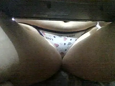 straichathot 08 online show from 02.04.26