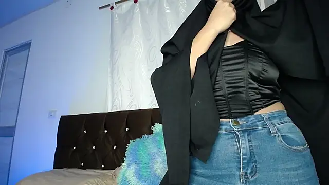 Sweet hot mia online show from 02.25.26