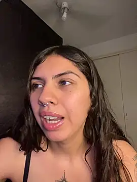 Argentiiniita online show from 11.28.25