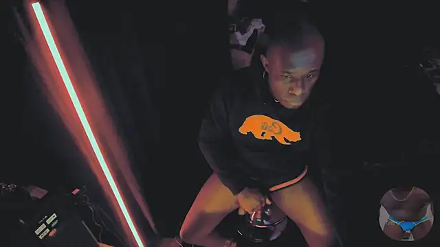 Snapshot of Pressure69mee chatting on 02.27.25 Pressure69mee online show from 02.27.25