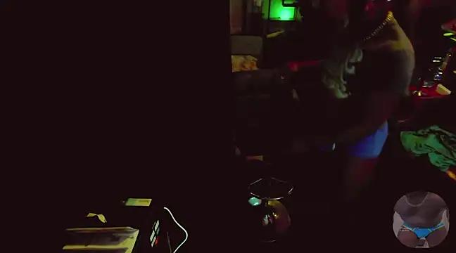 Snapshot of Pressure69mee chatting on 03.08.25 Pressure69mee online show from 03.08.25