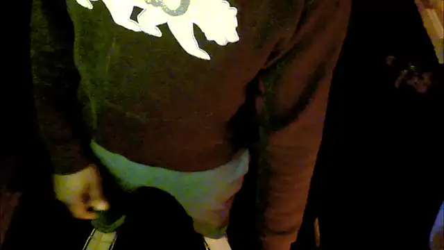 Snapshot of Pressure69mee chatting on 03.13.25 Pressure69mee online show from 03.13.25