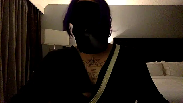 Youcunn online show from 04.12.26