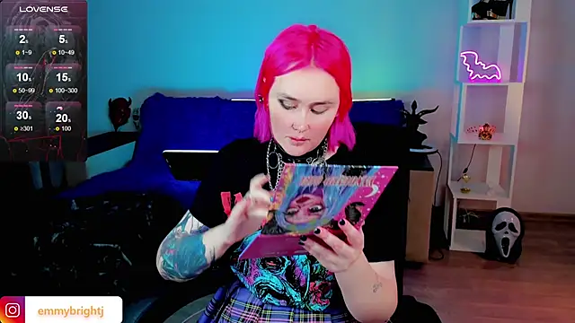 Snapshot of Emmybrightj_ chatting on 01.28.25 Emmybrightj  online show from 01.28.25