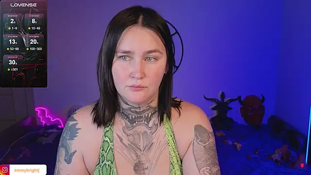 Snapshot of Emmybrightj_ chatting on 11.11.25 Emmybrightj online show from 11.11.25