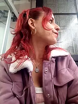 Snapshot of Rachhelle__ chatting on 01.11.25 Rachhelle online show from 01.11.25