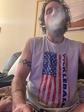 Snapshot of mackshaft4711 chatting on 12.20.25 mackshaft4711 online show from 12.20.25