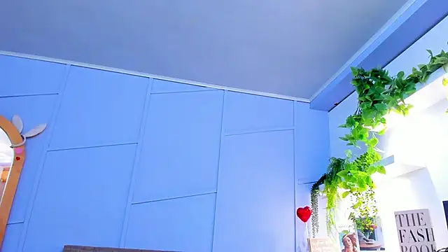 Snapshot of nathalie_rossel chatting on 10.27.25 nathalie rossel online show from 10.27.25