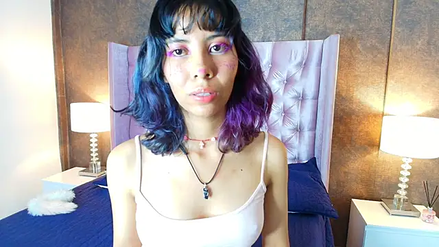 Akane Uwu online show from 02.22.25