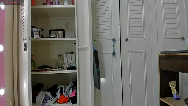 sweet amalia4 online show from 10.26.25