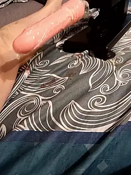 Snapshot of DefiniteTimor chatting on 01.06.26 DefiniteTimor online show from 01.06.26