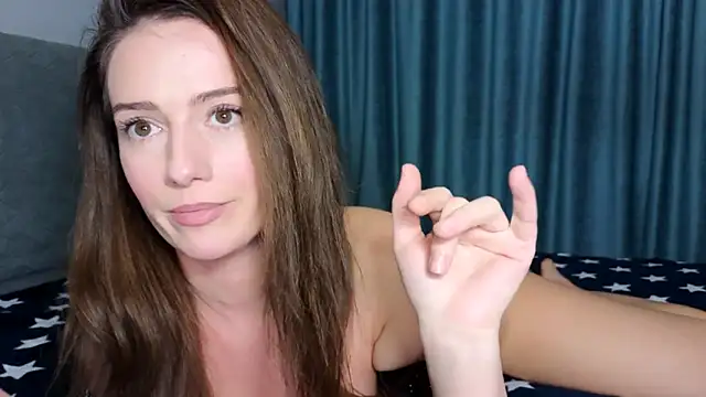 ElizaaXO online show from 03.18.25