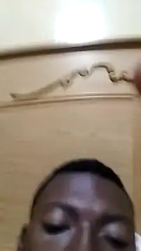 Snapshot of zipeqengeshe21 chatting on 12.21.24 zipeqengeshe21 online show from 12.21.24