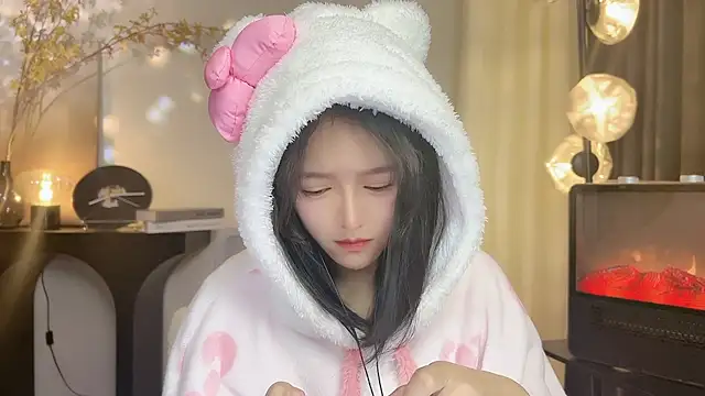 Snapshot of xiaodaibabyy chatting on 12.24.24 xiaodaibabyy online show from 12.24.24