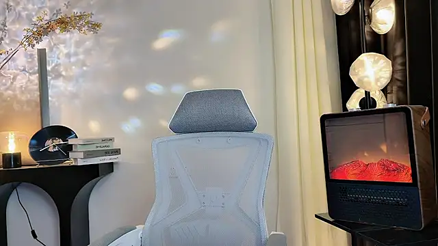 Snapshot of xiaodaibabyy chatting on 02.20.25 xiaodaibabyy online show from 02.20.25