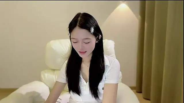 Snapshot of xiaodaibabyy chatting on 10.30.25 xiaodaibabyy online show from 10.30.25