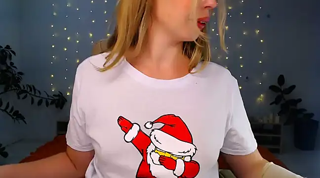 Snapshot of NaughtyNylonFeet chatting on 12.25.24 NaughtyNylonFeet online show from 12.25.24