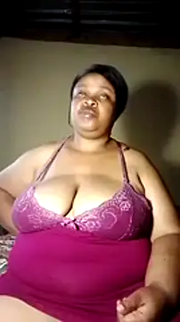 Snapshot of 9voluptiustits chatting on 01.06.25 9voluptiustits online show from 01.06.25