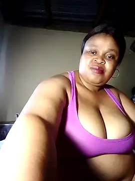 Snapshot of 9voluptiustits chatting on 03.06.25 9voluptiustits online show from 03.06.25