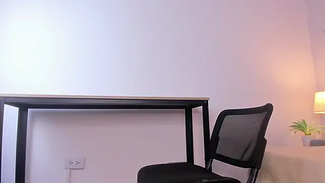 Caroline dh online show from 05.16.26