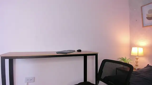 Caroline dh online show from 05.30.26