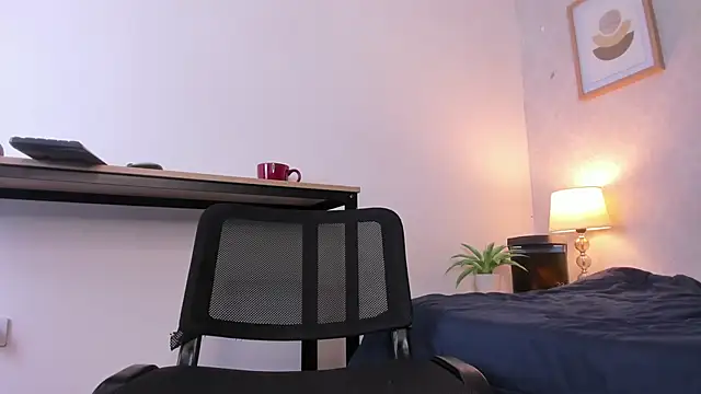 Caroline dh online show from 06.03.26