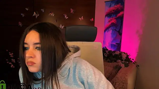 Snapshot of rozmary_ket chatting on 12.16.24 rozmary ket online show from 12.16.24
