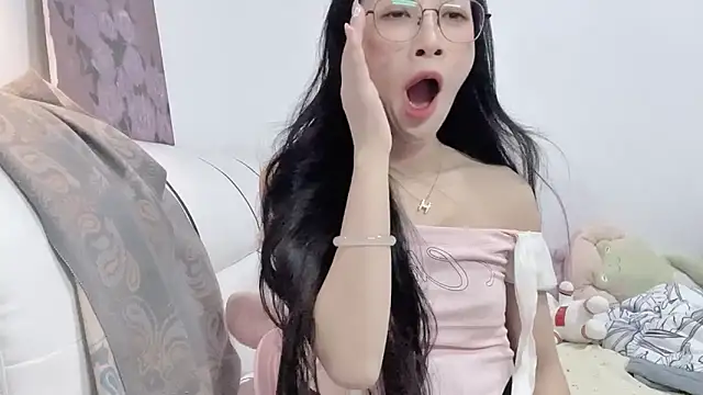 Lili-2 online show from 05.29.26