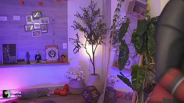 Snapshot of Dear_Morgan chatting on 10.14.25 Dear Morgan online show from 10.14.25