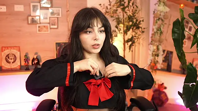 Snapshot of Dear_Morgan chatting on 10.20.25 Dear Morgan online show from 10.20.25