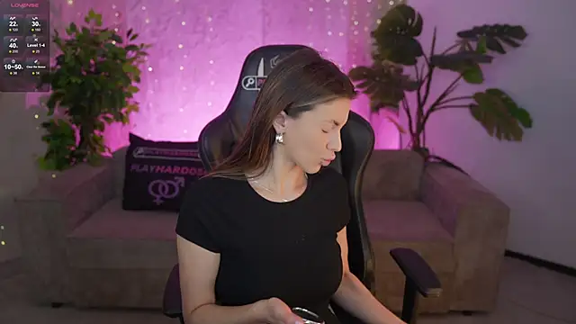 Julia  Star  online show from 07.01.26