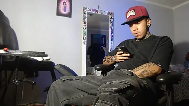 Snapshot of Nickhot0609 chatting on 01.08.25 Nickhot0609 online show from 01.08.25