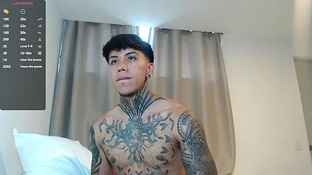 Snapshot of Nickhot0609 chatting on 02.26.25 Nickhot0609 online show from 02.26.25