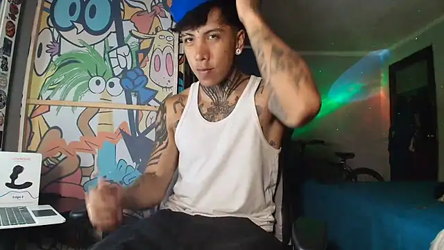 Snapshot of Nickhot0609 chatting on 09.13.25 Nickhot0609 online show from 09.13.25