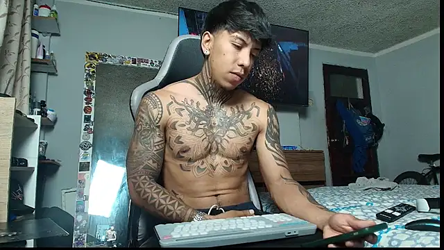 Snapshot of Nickhot0609 chatting on 01.16.26 Nickhot0609 online show from 01.16.26