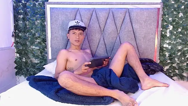 Edward Milleer online show from 12.15.24