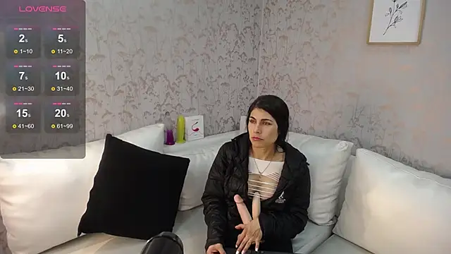 Melodi Roux online show from 03.22.25