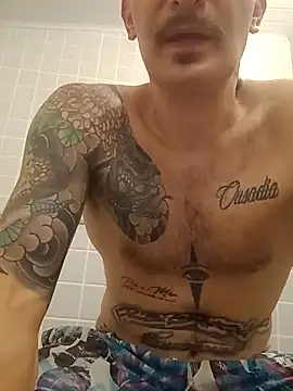 Snapshot of rolesexy chatting on 10.12.25 rolesexy online show from 10.12.25