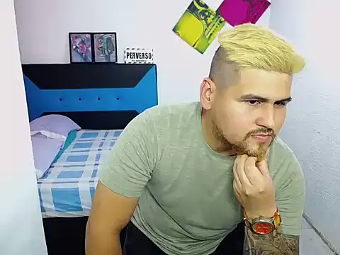 pitbullveryhot online show from 12.06.24