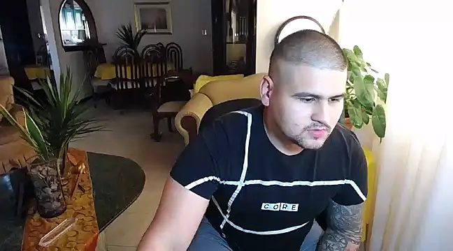 pitbullveryhot online show from 02.11.25