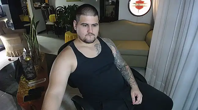 pitbullveryhot online show from 02.18.25