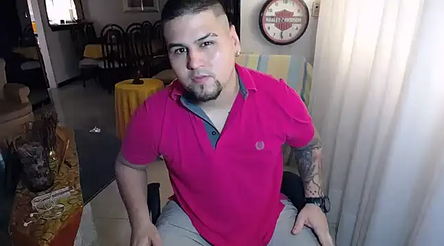 pitbullveryhot online show from 03.01.25