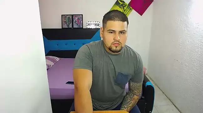 pitbullveryhot online show from 03.11.25