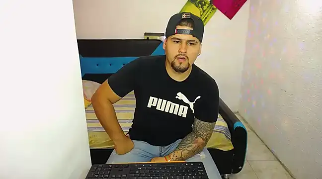 pitbullveryhot online show from 03.18.25