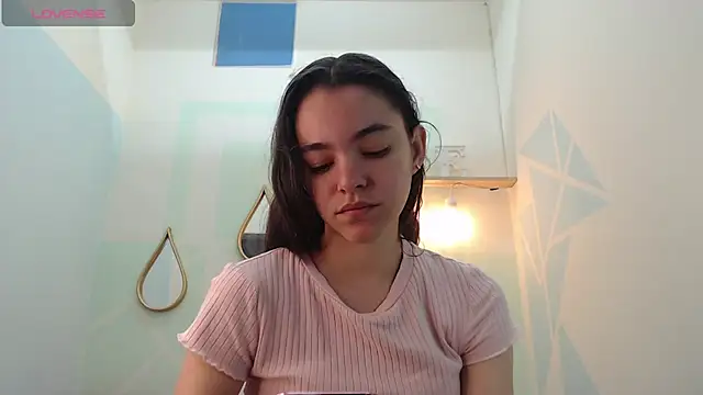 Mia-kalinfa online show from 02.11.25