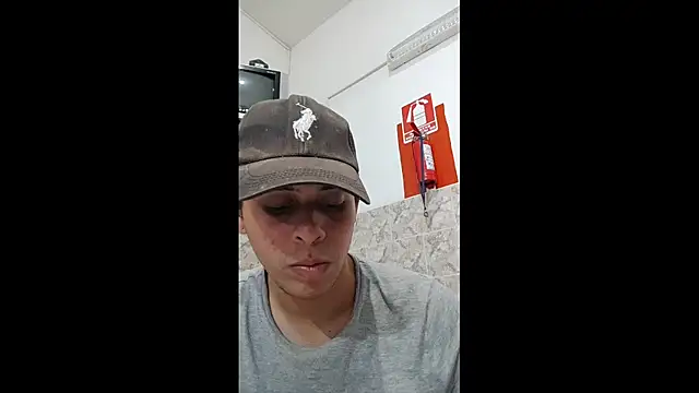 Snapshot of luisfer_306 chatting on 01.14.25 luisfer 306 online show from 01.14.25