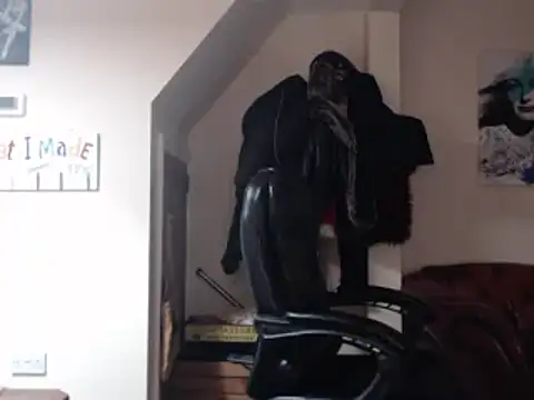 Snapshot of BettyDavisX chatting on 02.09.25 BettyDavisX online show from 02.09.25