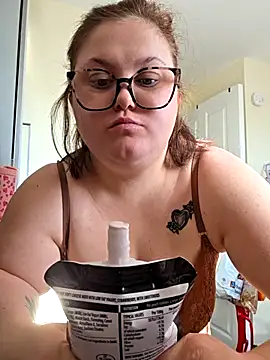Tallulah-mae-xoxox online show from 04.19.26